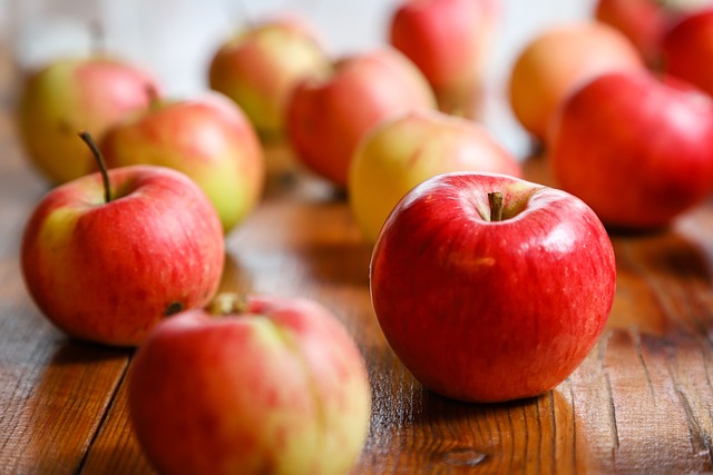 De unieke smaken en voordelen van appelthee ontdekken